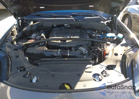 2023 Maserati Grecale Modena z USA, uszkodzony, nr VIN ZN682AVM7P7438447